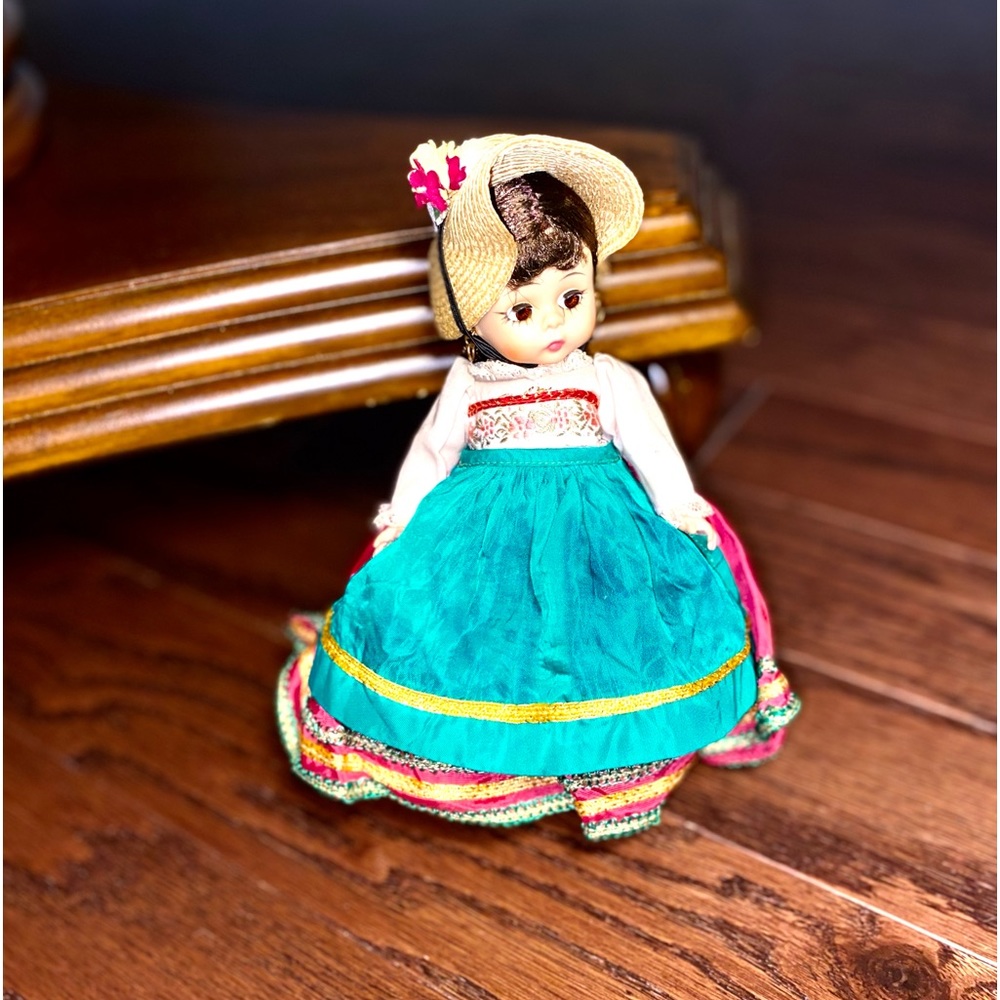 Vintage Madame Alexander Italian Doll Italy Costume Embroidery 1962